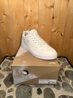 4 Paar ON Schuhe *NEU* Grösse 47