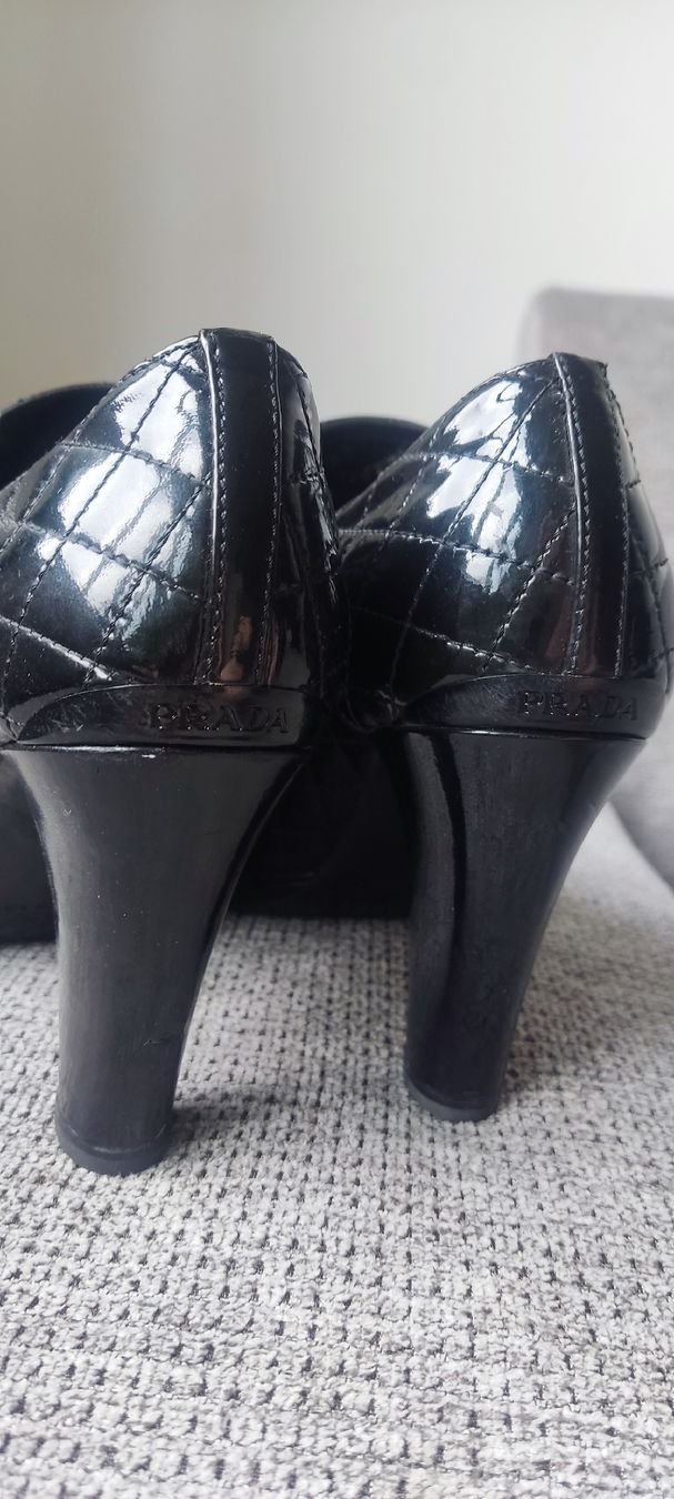 Prada Scarpe da donna: Prada Patent Leather Quilted Heels, Black, 39 – Usato da Zürich venduto da alu_dzr7 5