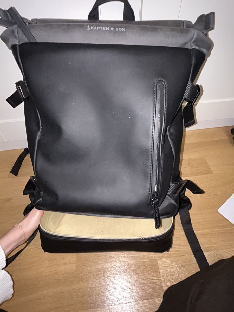 Kapten & Son Zaini: Kapten & Son Rucksack Helsinki, schwarz – Usato da Lausen venduto da Annagissaa 7