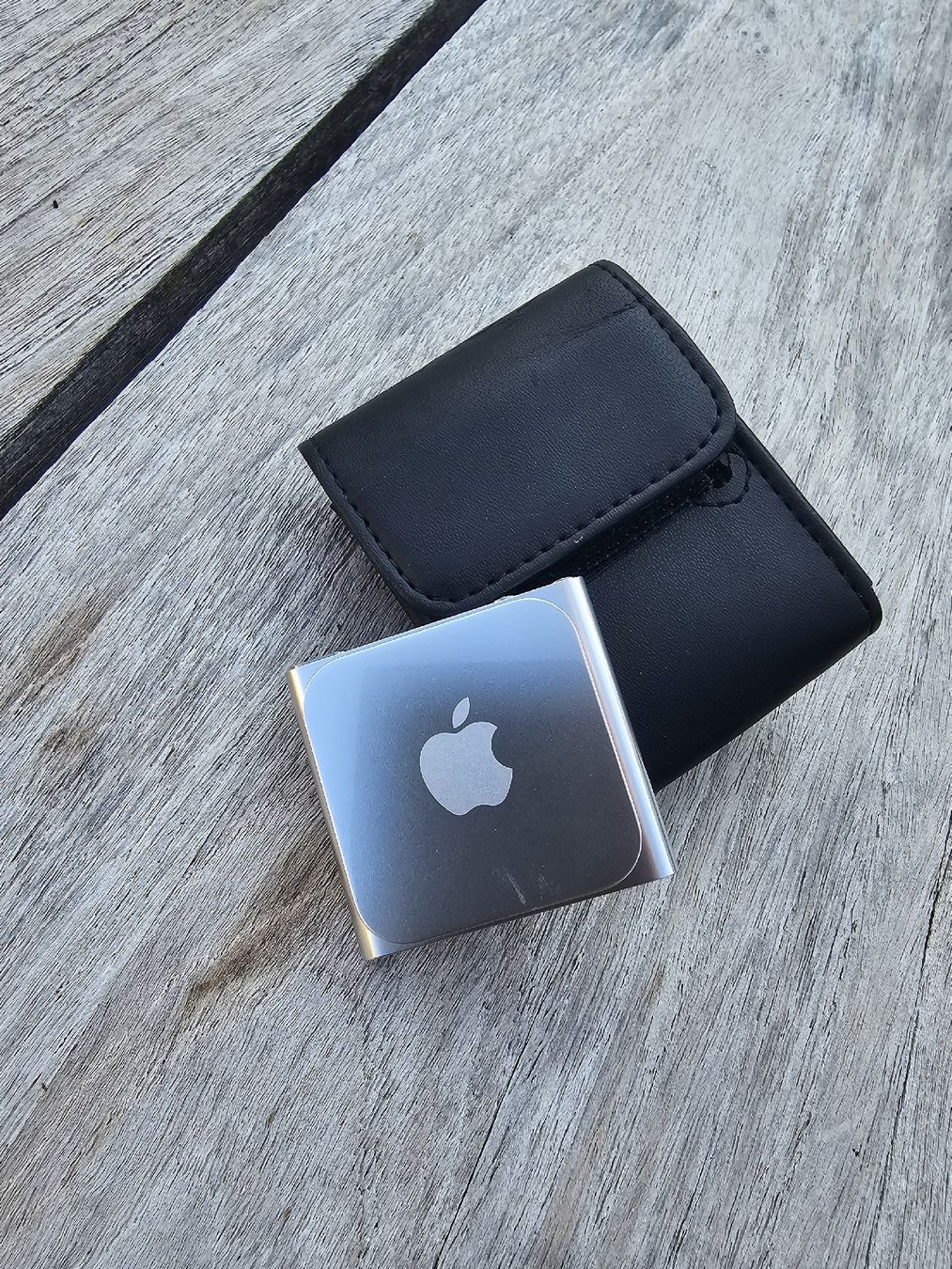 Apple Lettore multimediale portatile: Apple iPod Nano 6th Gen 8Gb – Usato da Oberwil BL venduto da 007re 5