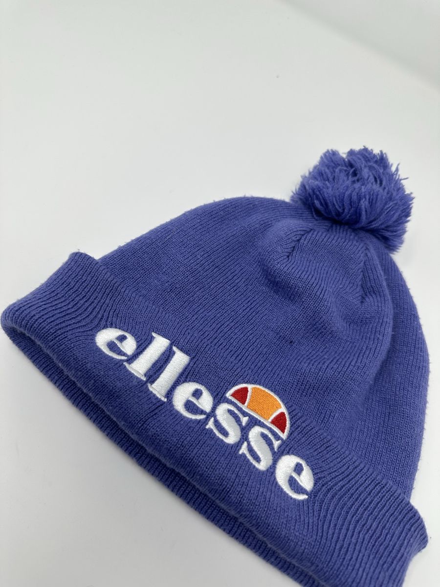 Ellesse Copricapi, berretti & cappellini: Ellesse Bommel Mütze, Lila, Winter Accessoire,  – Usato da Luzern venduto da kim221080 1