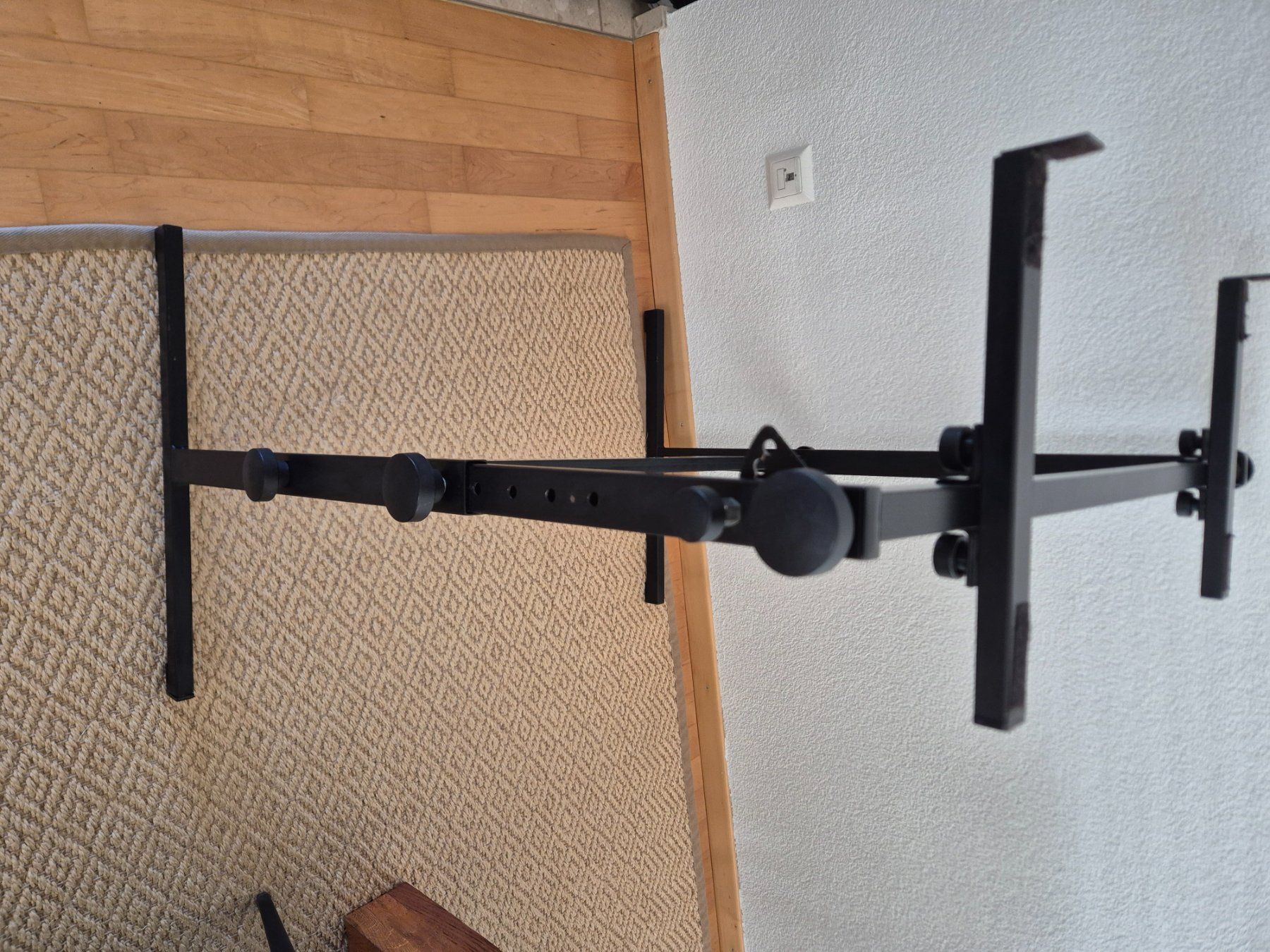 Supporti per strumenti musicali & leggii: Stage piano & Synthesizer Technics Keyboard-Ständer – Usato da Diepoldsau venduto da Kriskiz 4