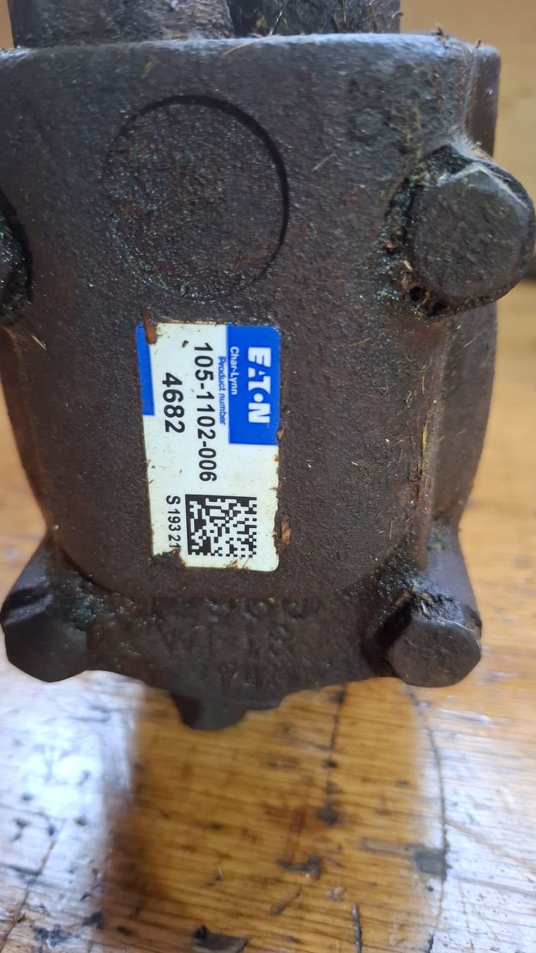Bobcat Hoflader: 2 Fahrantriebe zu bobcat – Gebraucht aus Eriswil von neyf83