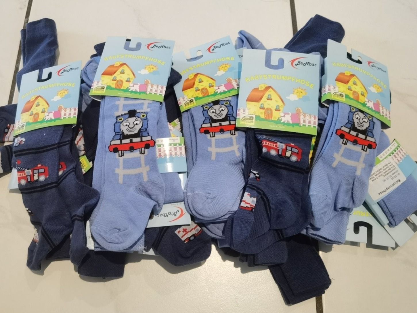 Altro abbigliamento: 20 Stück Babystrumpfhosen – Nuovo e nell'imballaggio originale da Uerkheim venduto da Justi.y