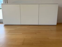 Modernes Sideboard in Weiss - viel Stauraum