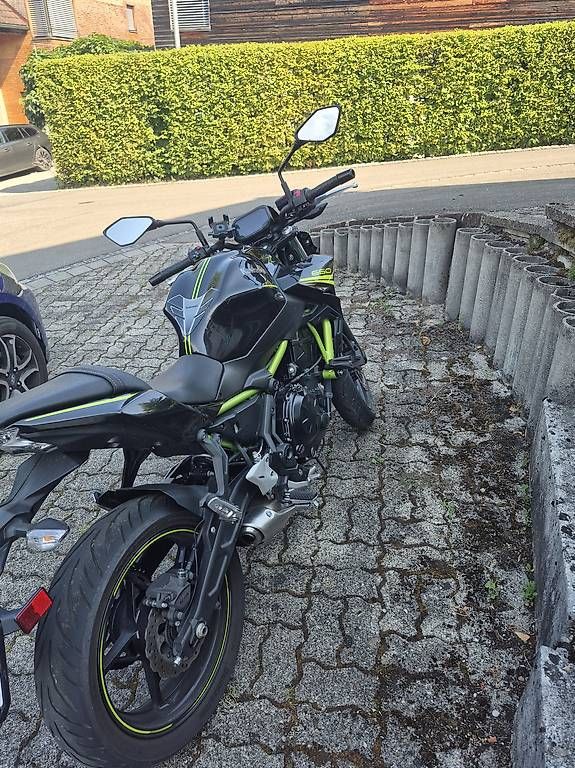 Route: Kawasaki Z650 – D'occasion à Rüti ZH par callmenina 2