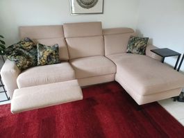 Gemütliches Sofa mit Longchair und Relax-Sessel, top Zustand