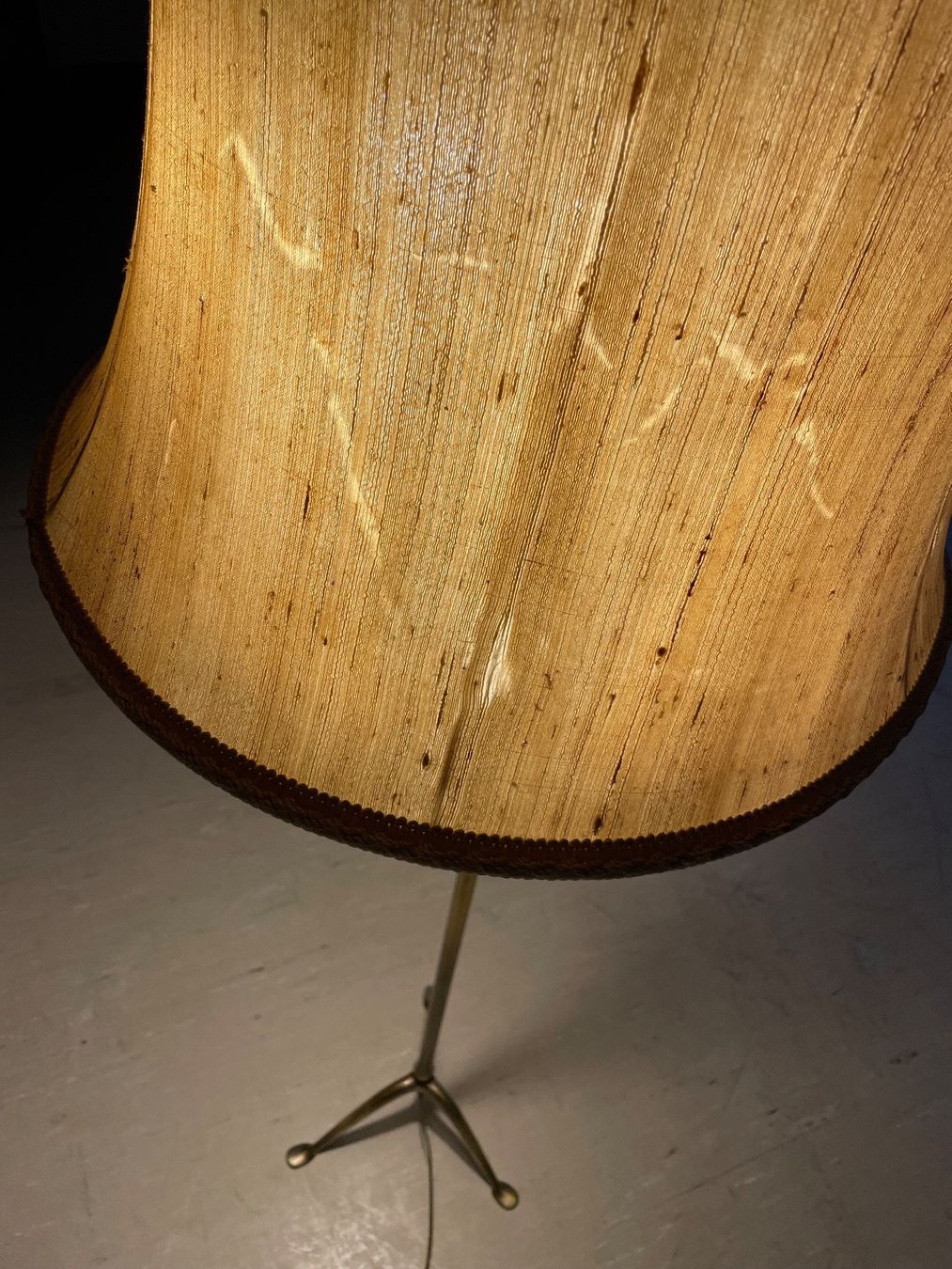 Lampade: Mid Century Ständerlampe aus Messing – Usato da Bern venduto da Modern-Era 9