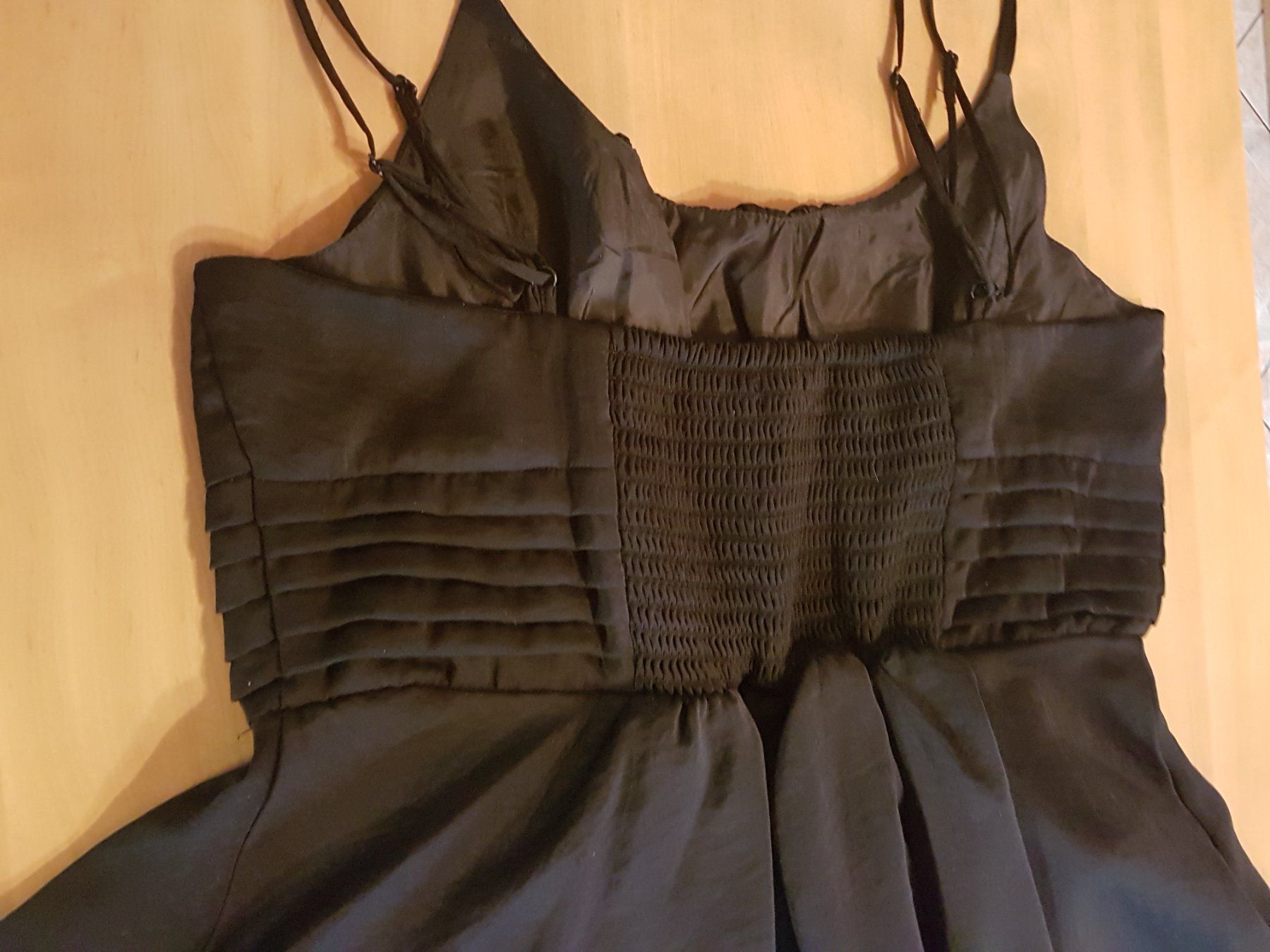 H&M Vestiti: Robe taille 40 marque H&M – Usato da Villiers venduto da san_jn5w 5