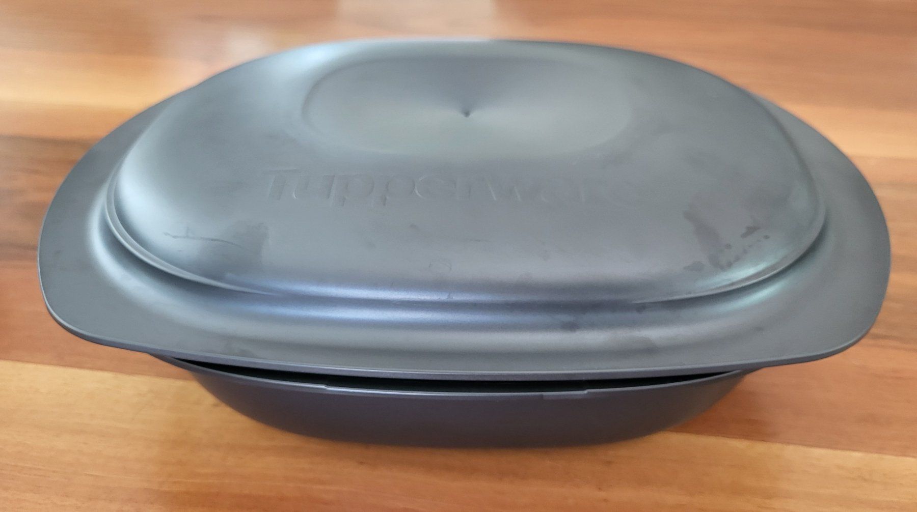 Tupperware Moules à gâteaux: Tupperware Ultra Plus 2 Liter – D'occasion à Guntershausen par Luzia62 1