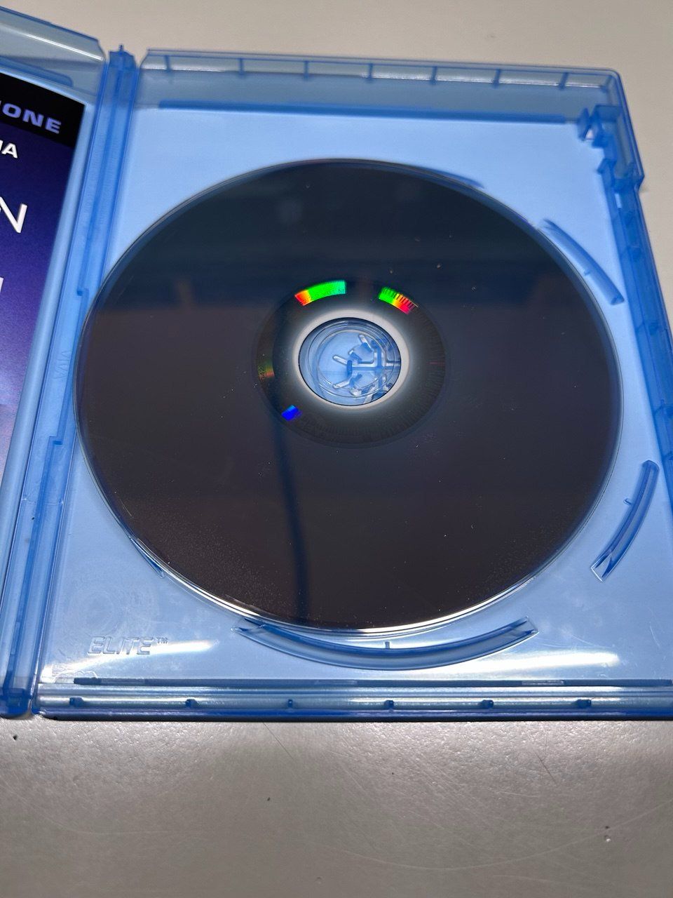 Tutti i DVDs: "Oblivion" del 2013 / Blu-Ray – Usato da Giubiasco venduto da LorisVale 3