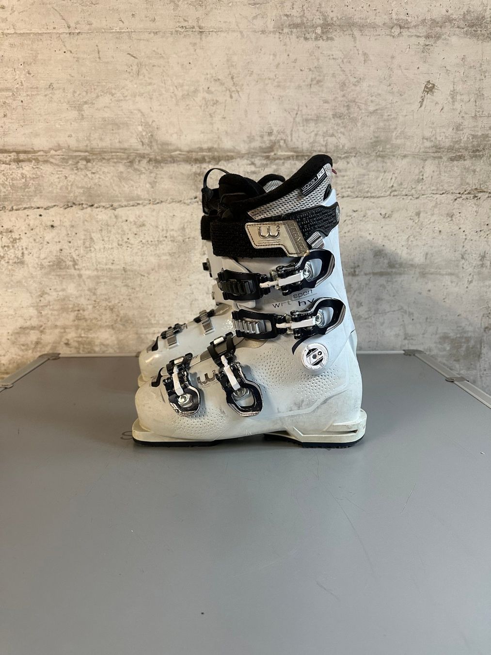 Tecnica Scarpe da uomo: Tecnica Skischuhe 24.5 / 38 – Usato da Emmenbrücke venduto da karkarkar 2
