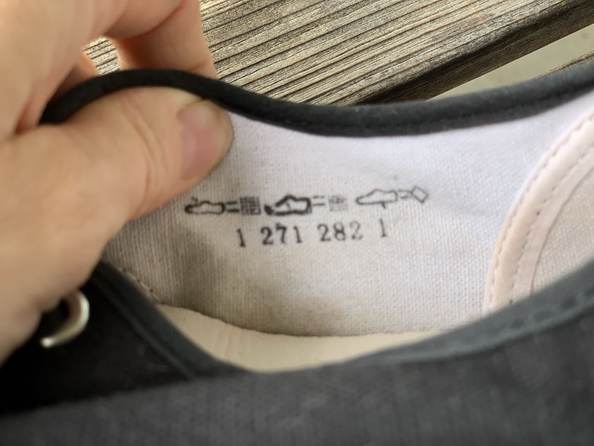 Scarpe da donna: Schwarze Stoffschuhe Gr.39 – Usato da Uster venduto da Flummi 4