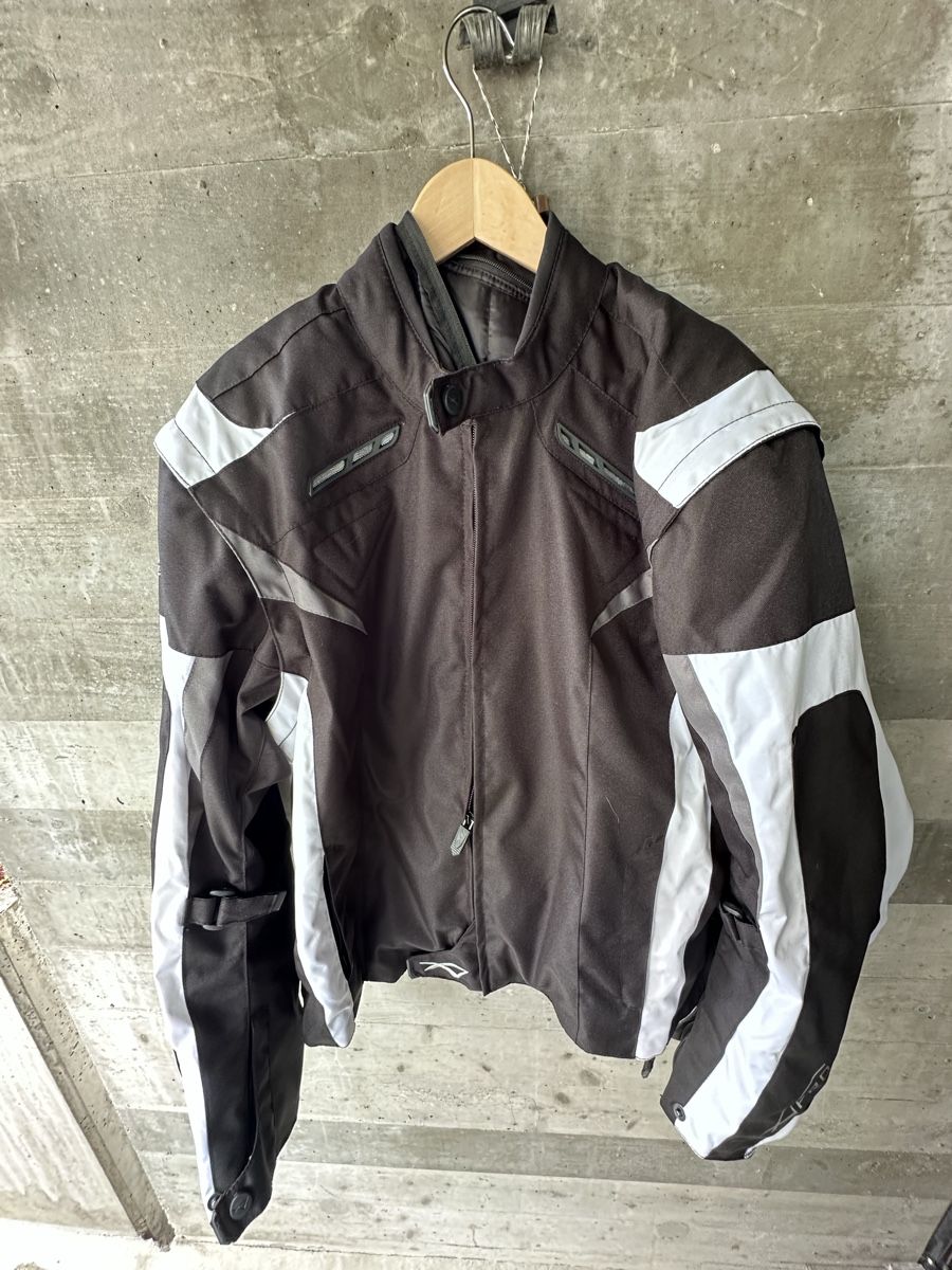 Giacche: Neue Motorradjacke – Nuovo (secondo la descrizione) da niederuzwil venduto da Gpepi