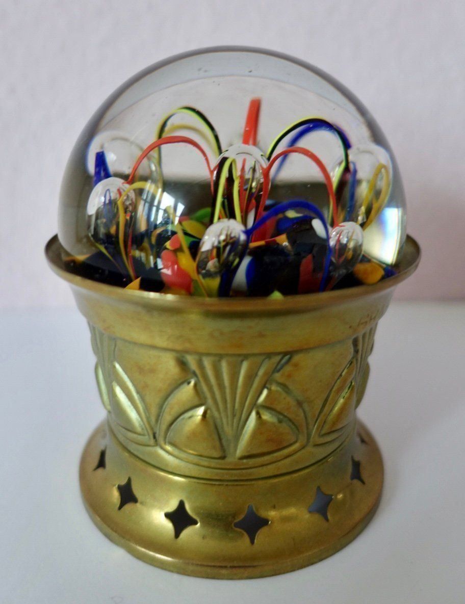 Bicchieri: Paperweight in Messingständer - Glaskugel alt – Usato da Adliswil venduto da MeDuMe
