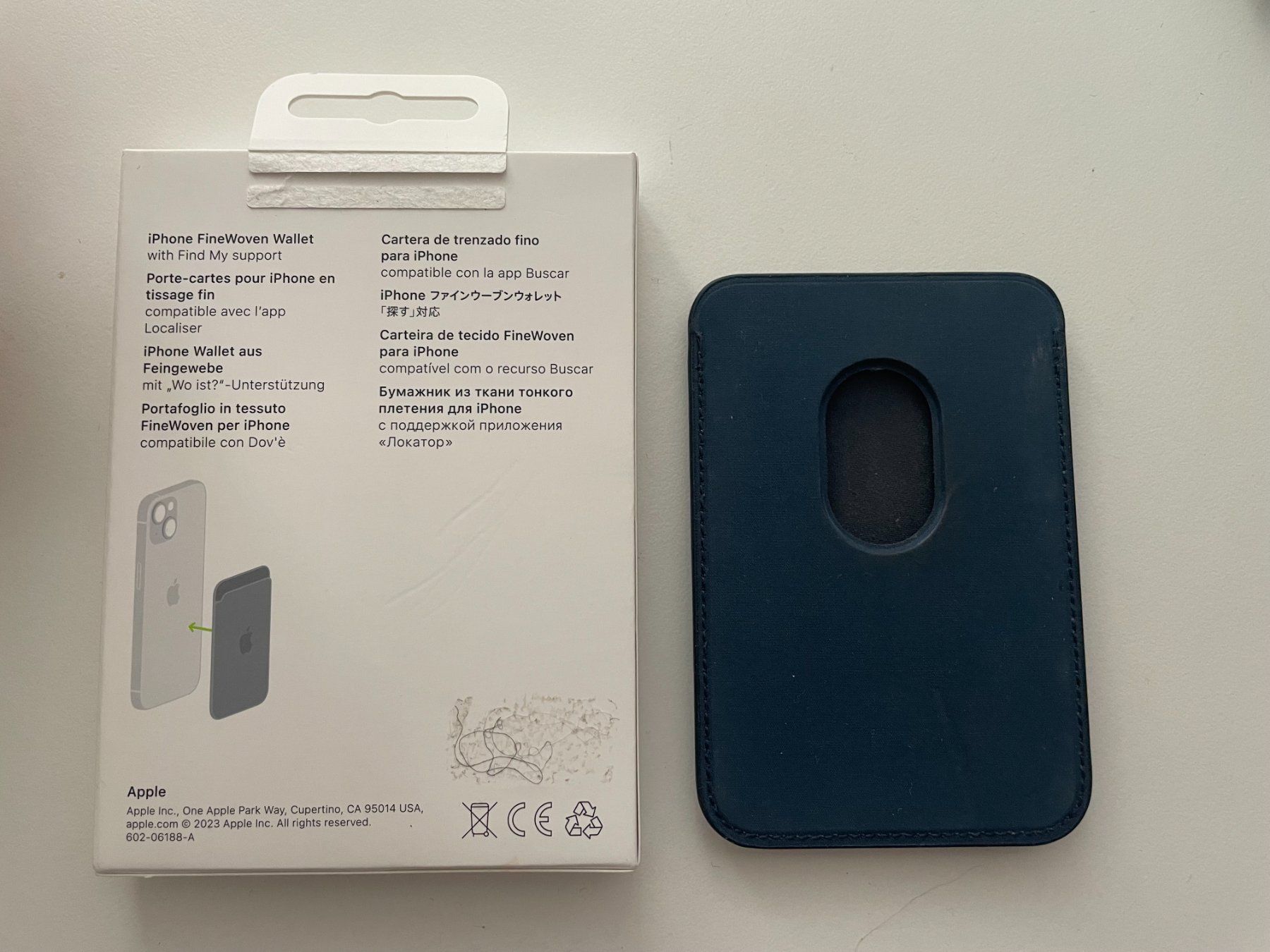 Altro in  Abbigliamento & Accessori: iPhone Wallet Mag Safe/ Feingewebe – Usato da Meilen venduto da Findus6 1