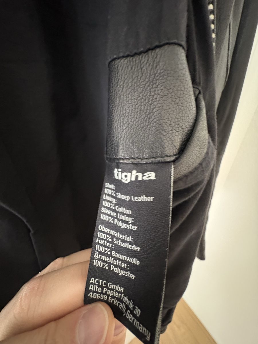 Jacken: Tigha Leather Jacket - Biker Style! – Gebraucht aus Obbürgen von cla_x9h6 5