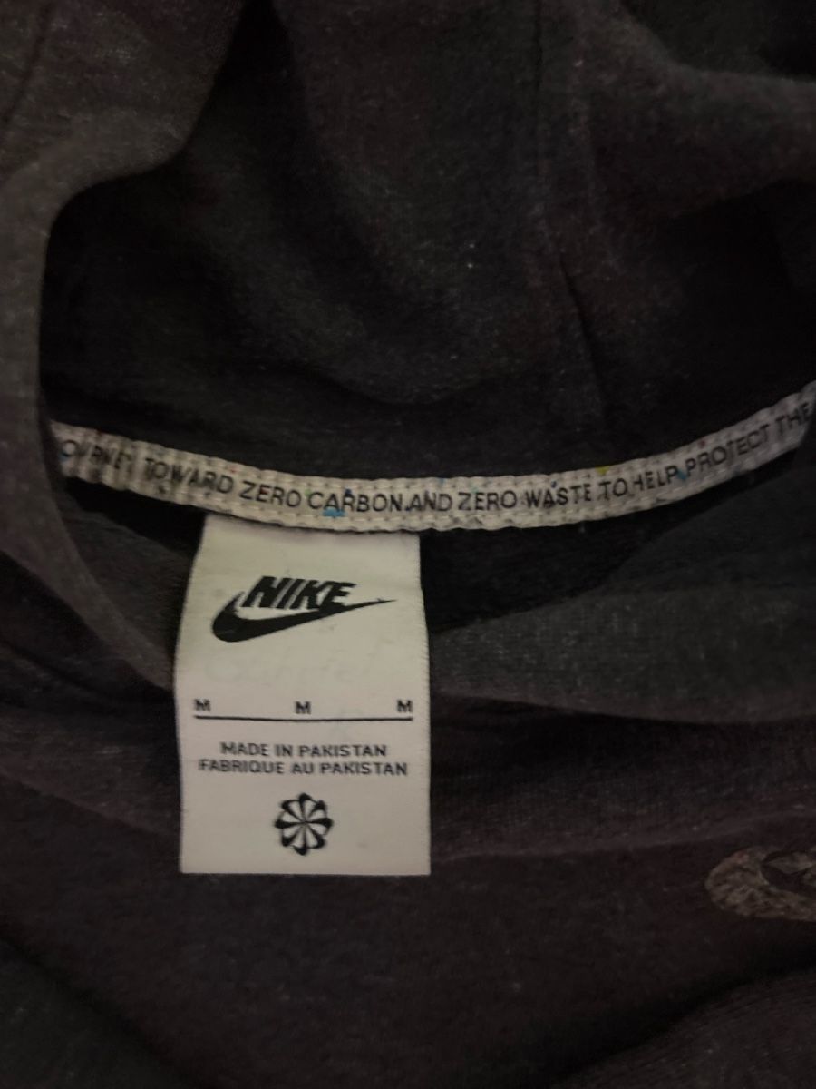 Nike Pullover & Sweatshirts: Sweat à capuche Nike gris taille s bon état – Neu (gemäss Beschreibung) aus Gland von Dedecop2 3