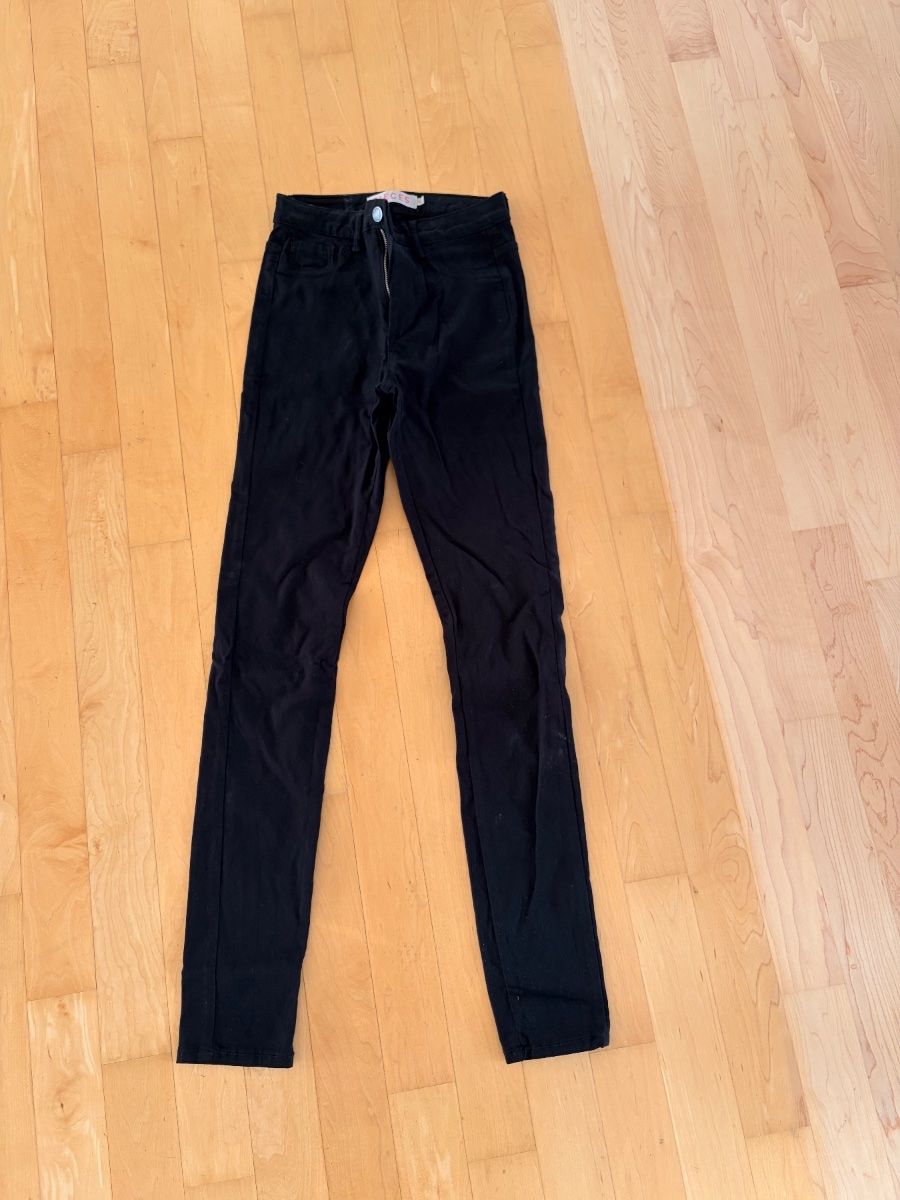 Jeans: Schwarze Jeans von Pisces – Usato da Urdorf venduto da roses202 2