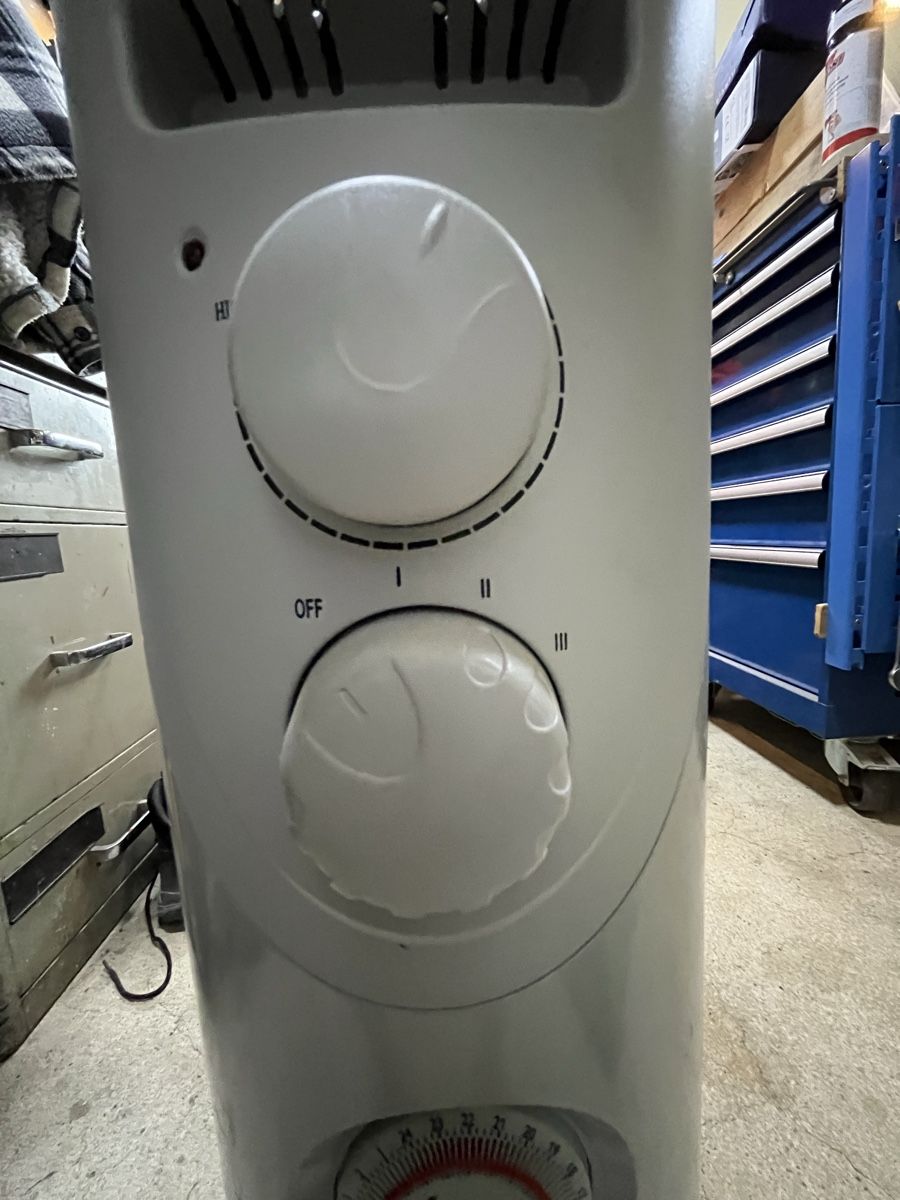 Radiateurs: Öl Radiator  – Neuf (Voir description) à Madetswil par Johnwood 3