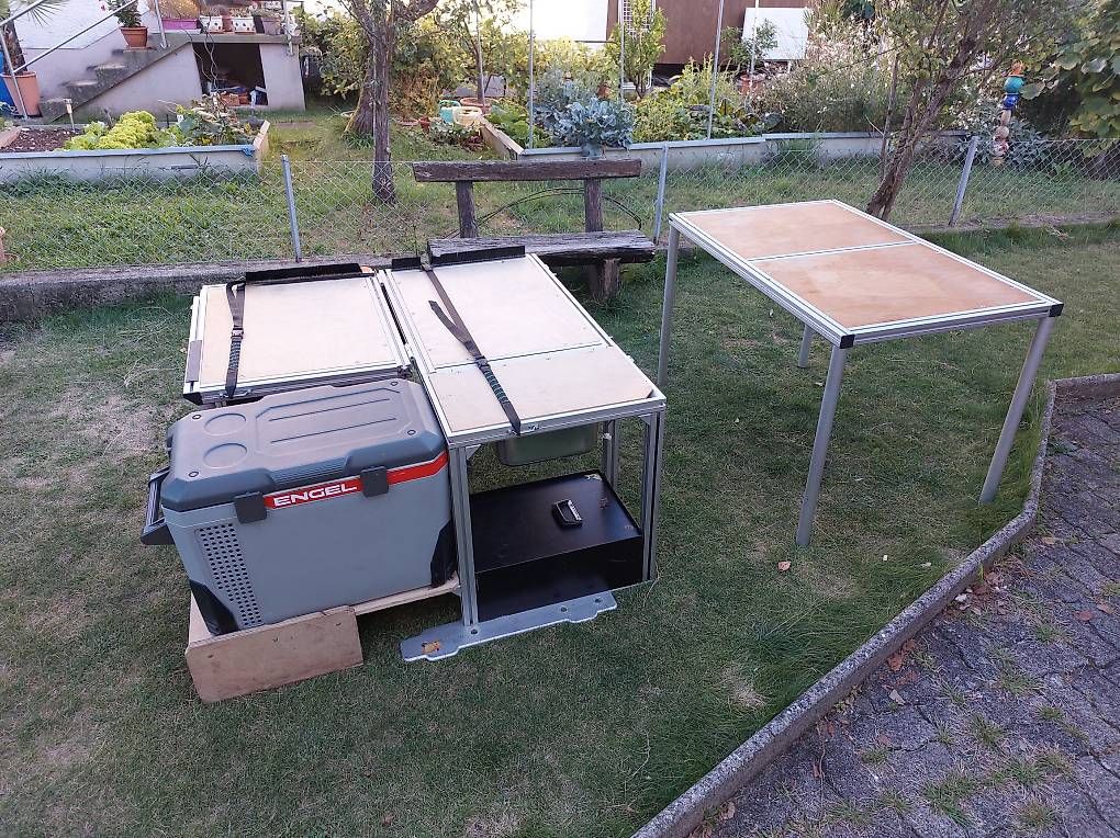 Véhicules de camping: Camperausbau für Ford Transit Custom – D'occasion à Trimbach par Jan_1234 3