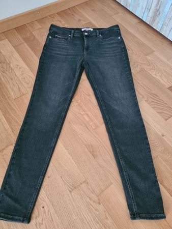 Tommy Jeans Nora, Mid Rise Skinny, Denim Black, W30 L30
