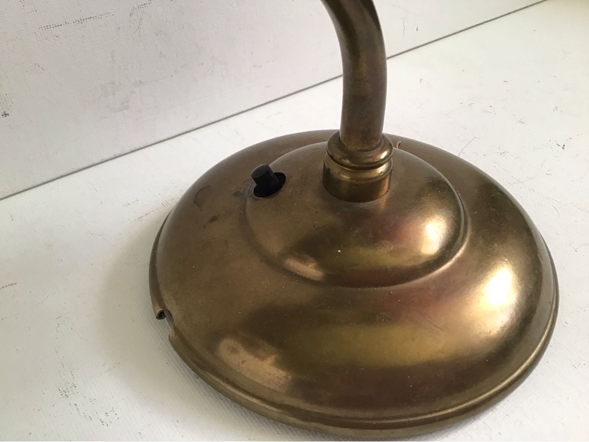 Lampade: Antikes Tischlämpli mit rosa Clöchli – Usato da St. Gallen venduto da Goldlilly 2