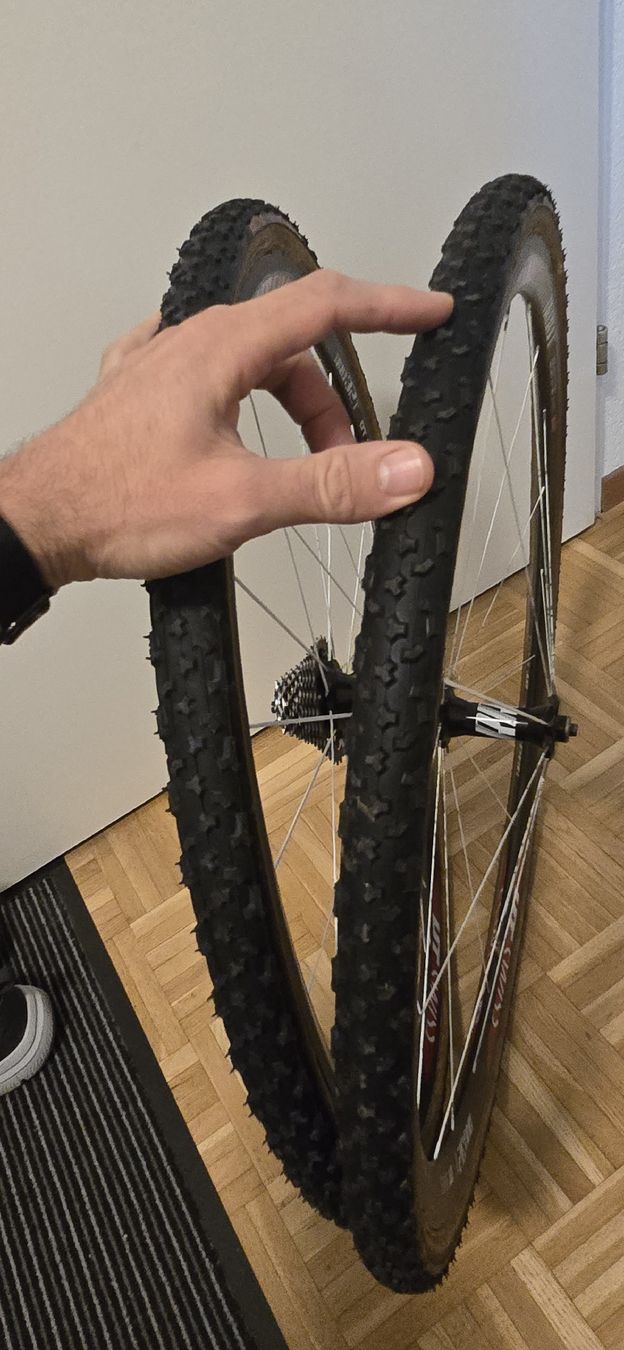 Swiss Pezzi di ricambio: Velo Felgen Carbon – Usato da Weiningen ZH venduto da ped_fbx2 1