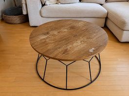Runder Couchtisch Holzoptik mit schwarzem Metallgestell
