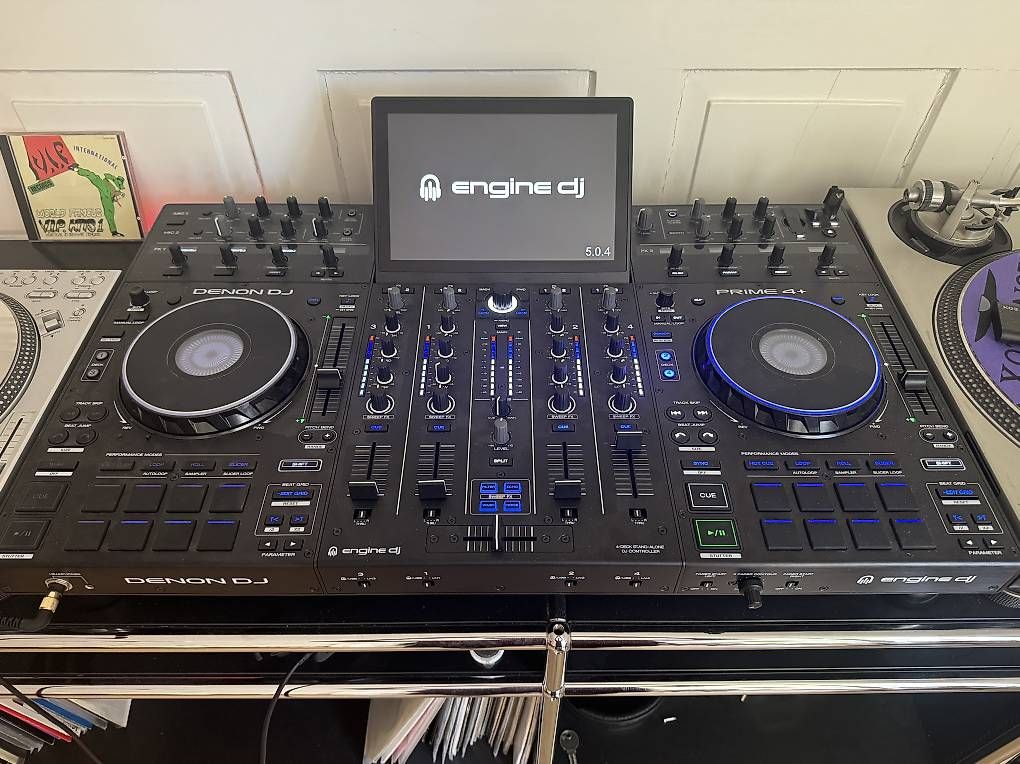 Console di mixaggio: Denon Prime 4+ – Usato da Zürich venduto da Nando99