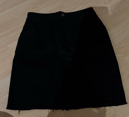 H&M Jeansrock schwarz, Grösse 34 - Top Zustand!