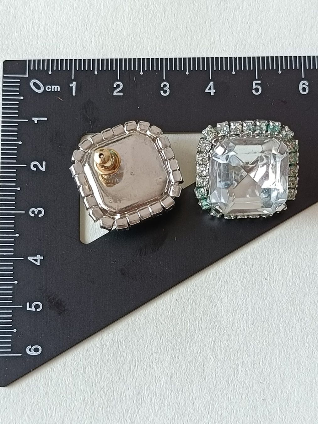 Ohrringe & -stecker: Ohrstecker mit grossem Kristall & Strass-Einfassung – Gebraucht aus Bern von Nata_li 8