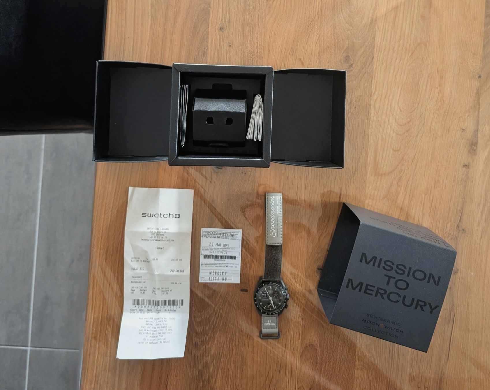 Swatch Uhren: Moonswatch Mercury – Gebraucht aus Vauderens von arn_hm5m 1