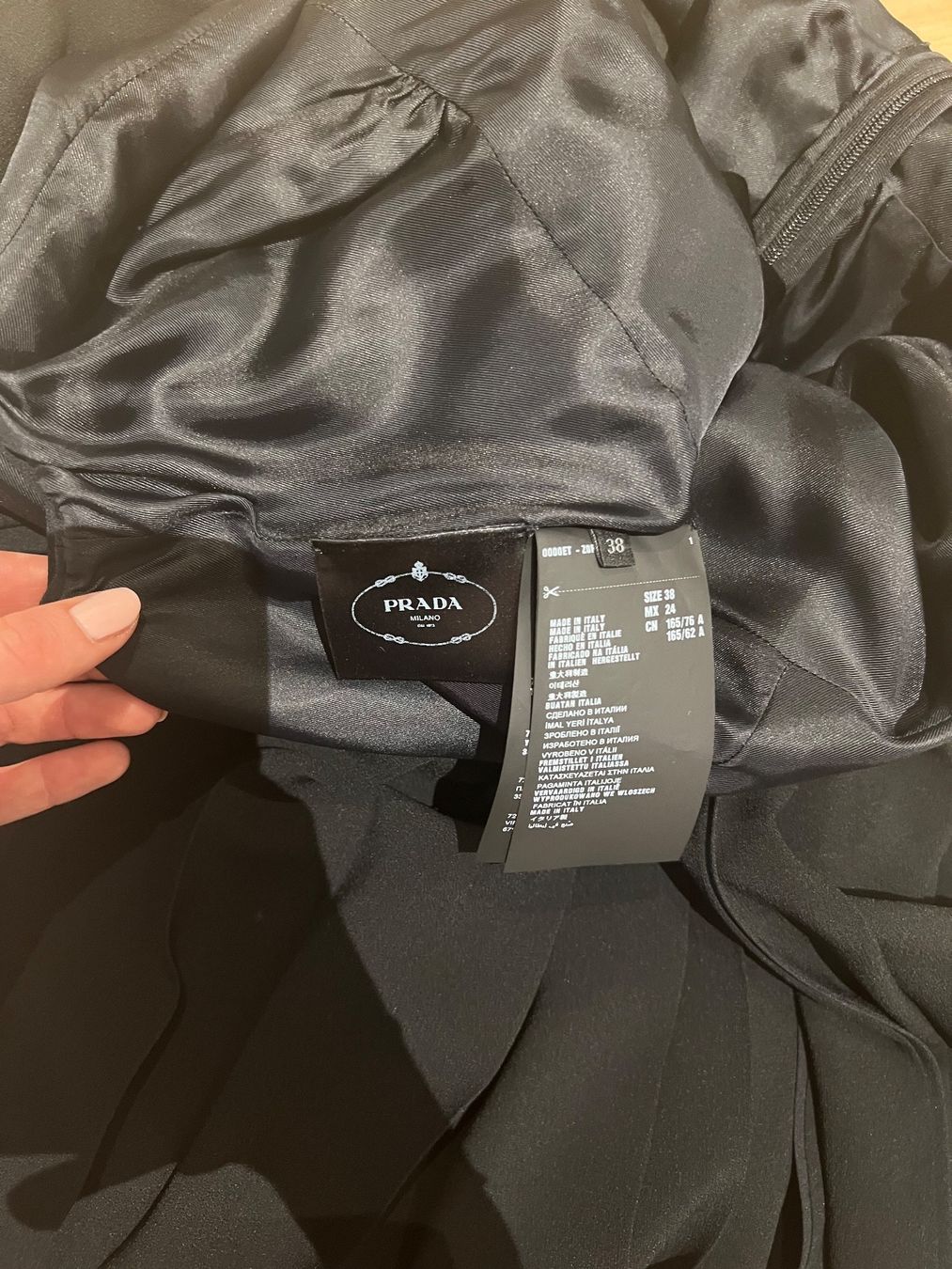 Prada Vestiti: Prada Kleid (Neu) – Nuovo (secondo la descrizione) da Dübendorf venduto da fadrinli 3