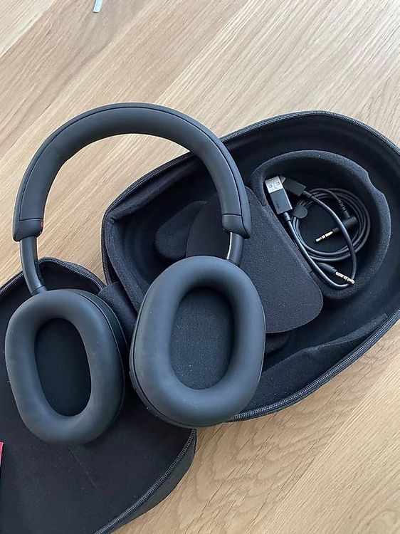 Sony Kopfhörer: Sony WH 1000XM5B Over Ear Kopfhörer, schwarz, neuwertig – Gebraucht aus St. Gallen von das_986c
