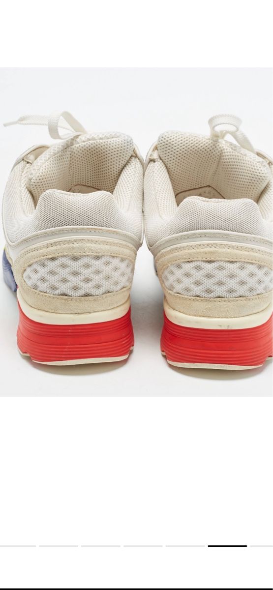 Chanel Scarpe da donna: Baskets Chanel multicolores modèle sneaker – Nuovo (secondo la descrizione) da Préverenges venduto da nad_tm7g 2