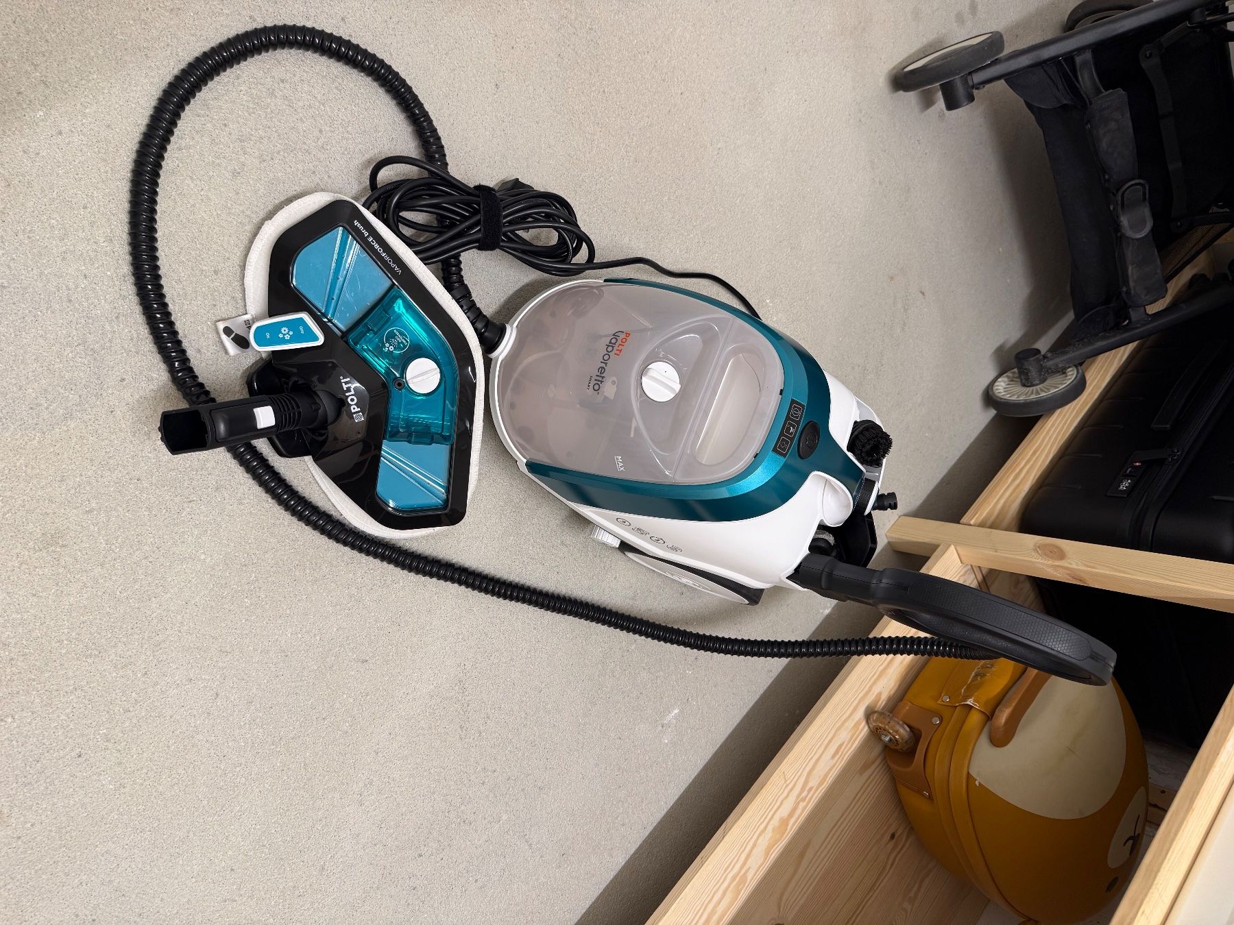 Polti Dampfreiniger: Polti Vaporetto – Gebraucht aus Massagno von and_m56k 6