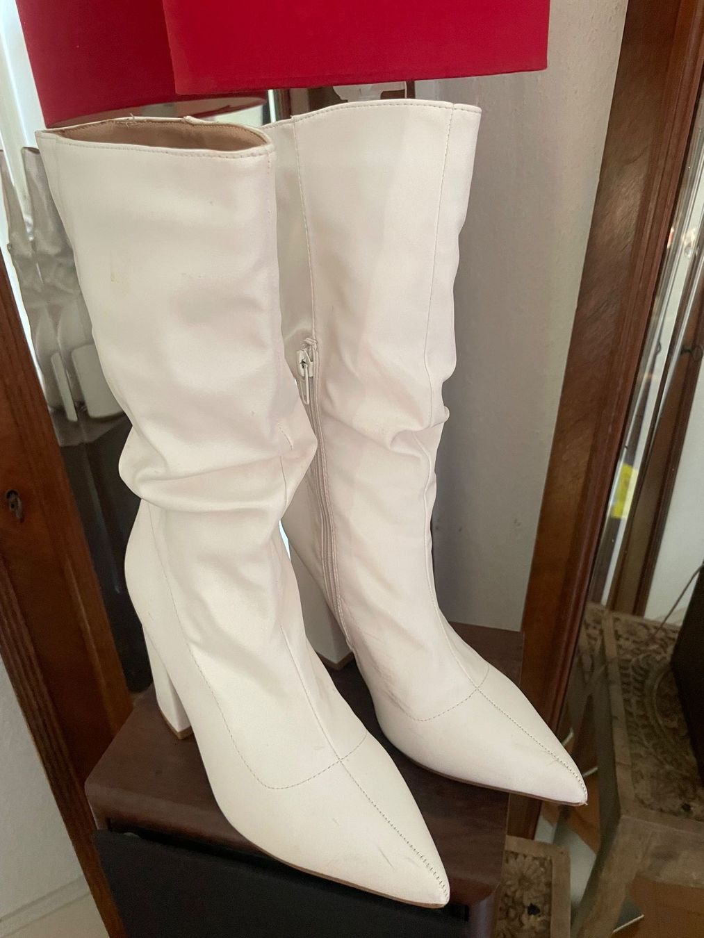 Scarpe da donna: White Block-Heel Half-Calves Boots – Usato da Genève venduto da lailas_things