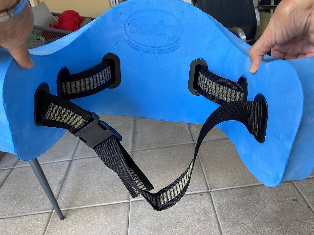Schwimmringe: Aquavit-Schwimmgürtel – Gebraucht aus Lüchingen von ebkaufsuche