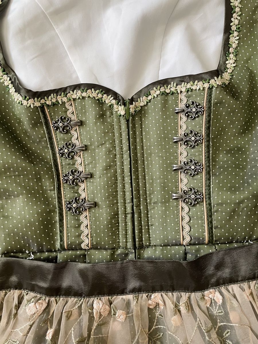 Costumi: Dirndl Krüger Madl Grösse 40 – Nuovo (secondo la descrizione) da Kriens venduto da p_ART_rizia 2