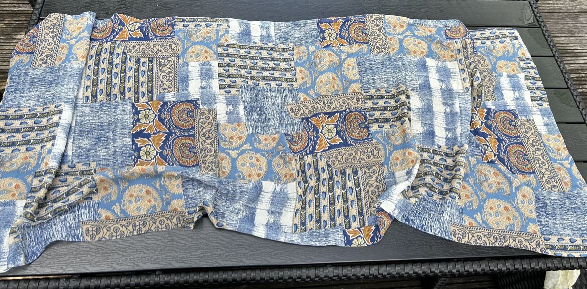 Foulard & Sciarpe: Vintage Scarf - Bohemian Patchwork Material! – Nuovo (secondo la descrizione) da Saland venduto da ele_vc96