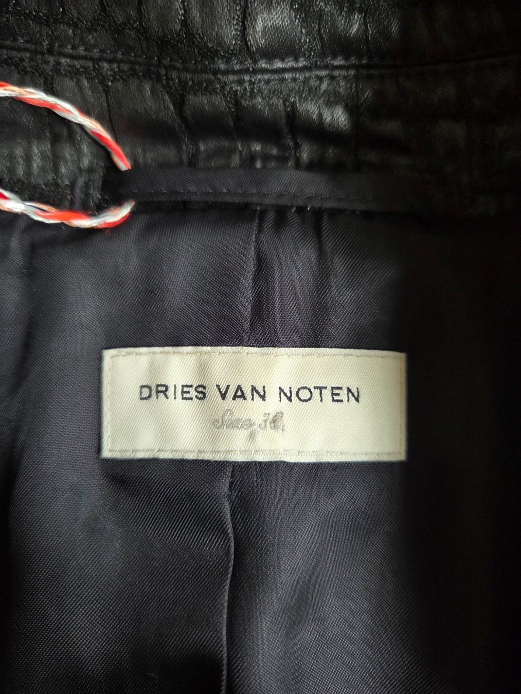 Dries Van Noten Cappotti: Dries Van Noten Mantel Croc Texture – Usato da Bern venduto da -Aniko- 5