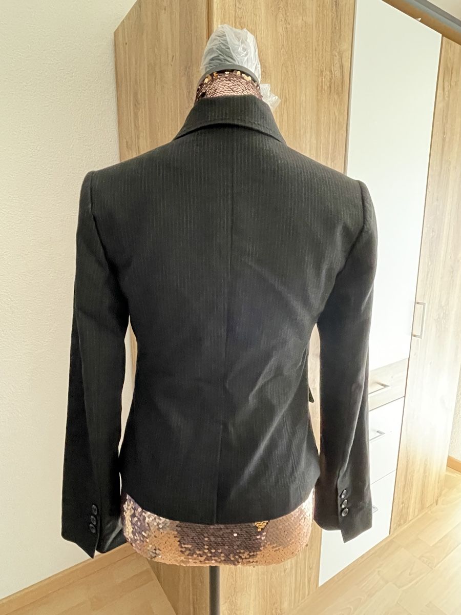 H&M Lotti di vestiti: 2x Damen Blazer H&M Gr. 36 – Nuovo (secondo la descrizione) da Zofingen venduto da La86 2