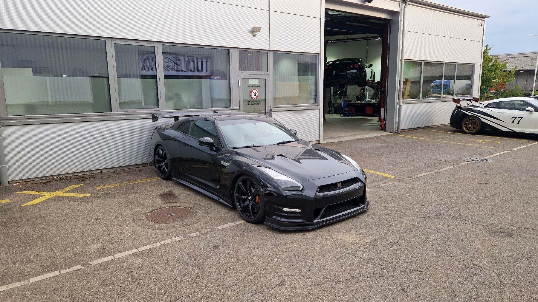 Nissan Autos: Nissan GTR R35 Black Edition – D'occasion à Kaiserstuhl AG par Markyy 2
