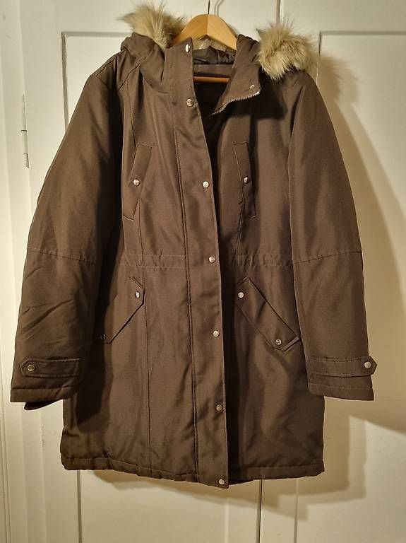Vestes: Jacken – D'occasion à Seewis Schmitten par Naomi2212 1
