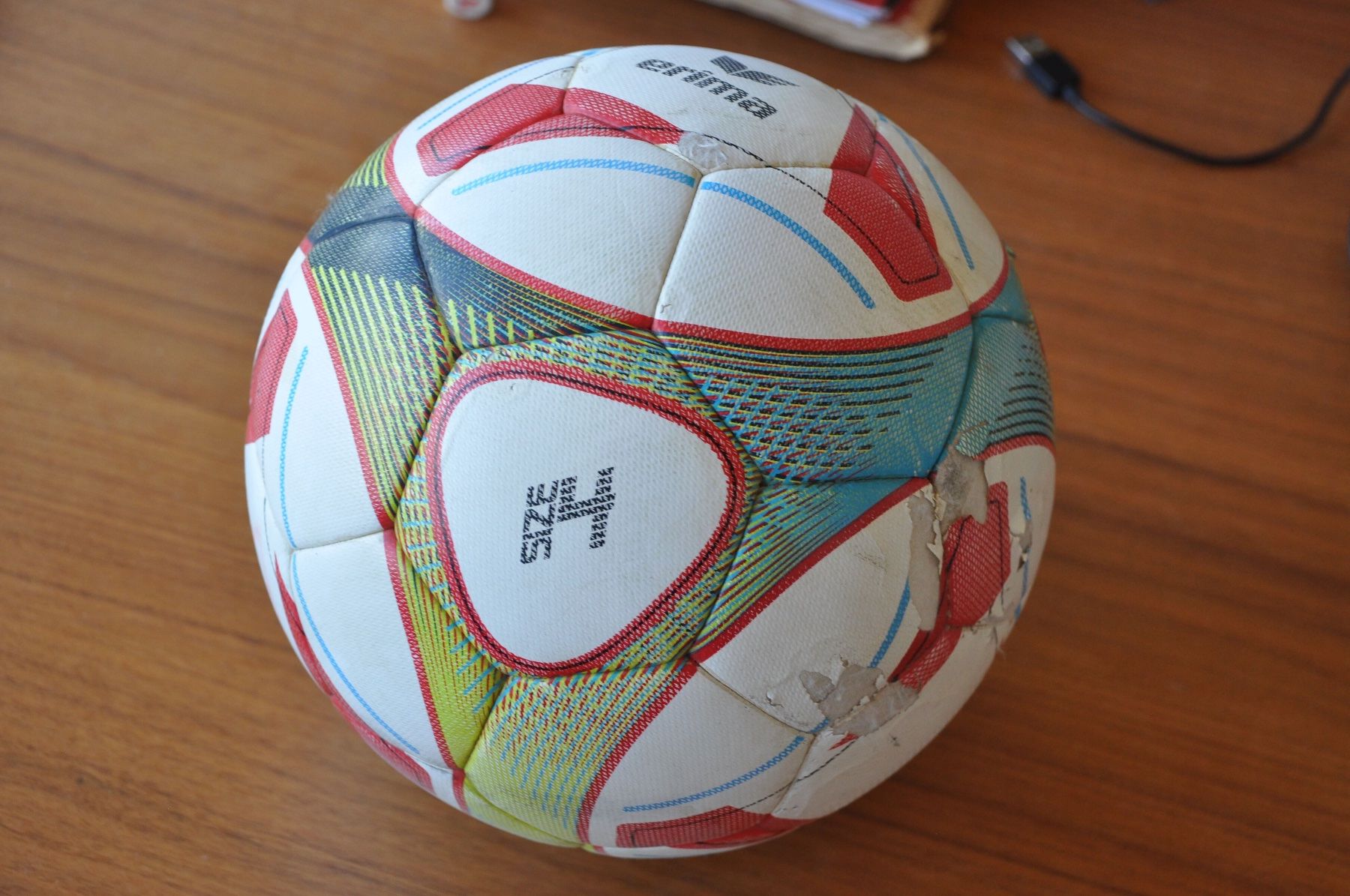 Erima Palloni: Fussball Erima-Hybrid Size 4 – Usato da Basel venduto da fido_mania 1