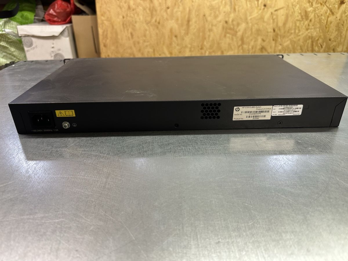 Hewlett Packard Hub & Switch: 3Com Baseline Switch 2952 SFP Plus 48 Port Switch – Usato da Luzern venduto da FrankGroebel 2