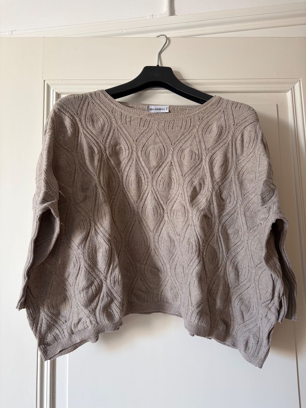 Maglioni & Felpe: Wunderschöner Pullover – Usato da Basel venduto da ullm