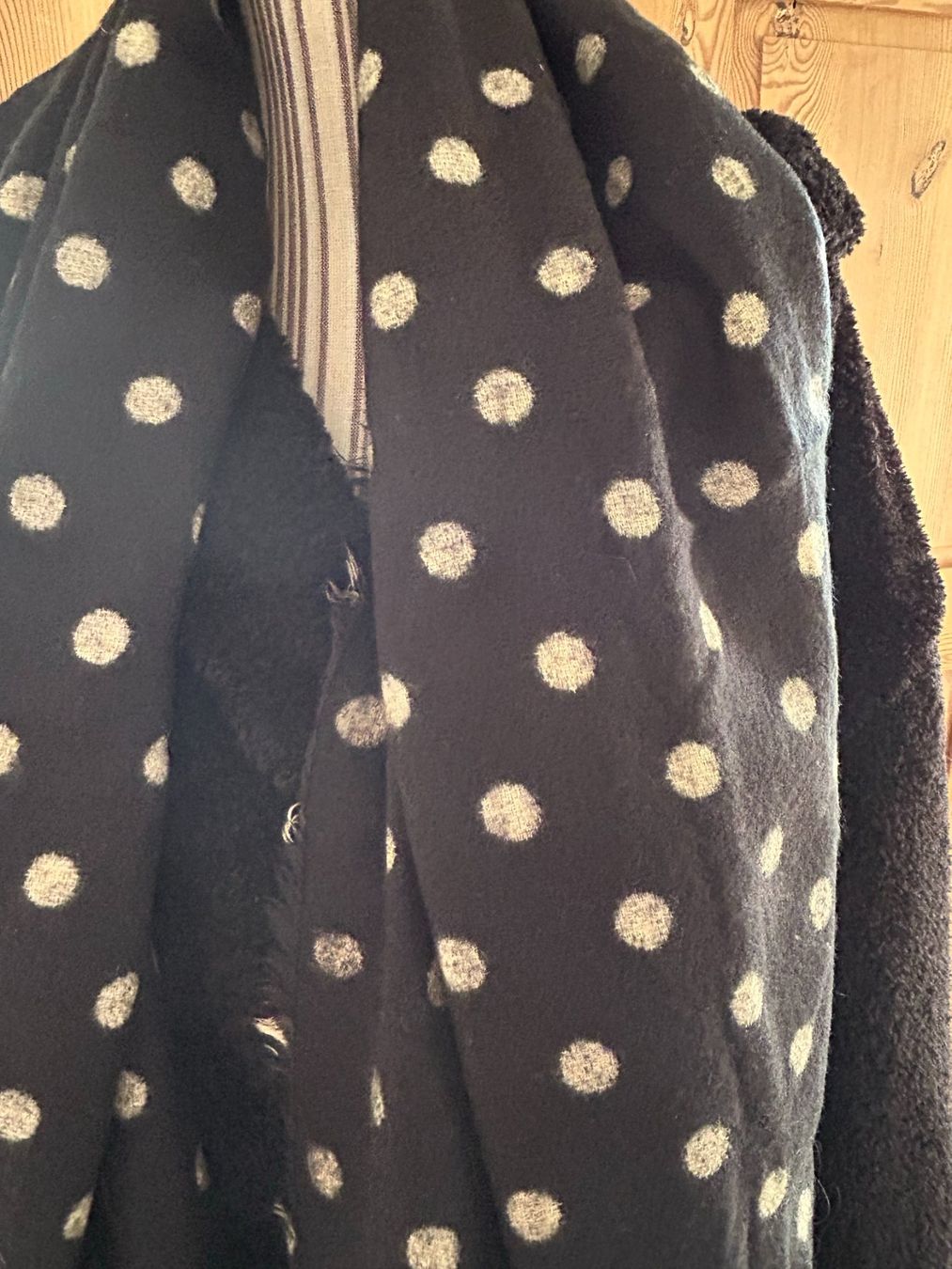 Codello Foulard & Sciarpe: Schöner Schal von CODELLO - Top-Zustand – Usato da Jona venduto da Kleider-Fee 3