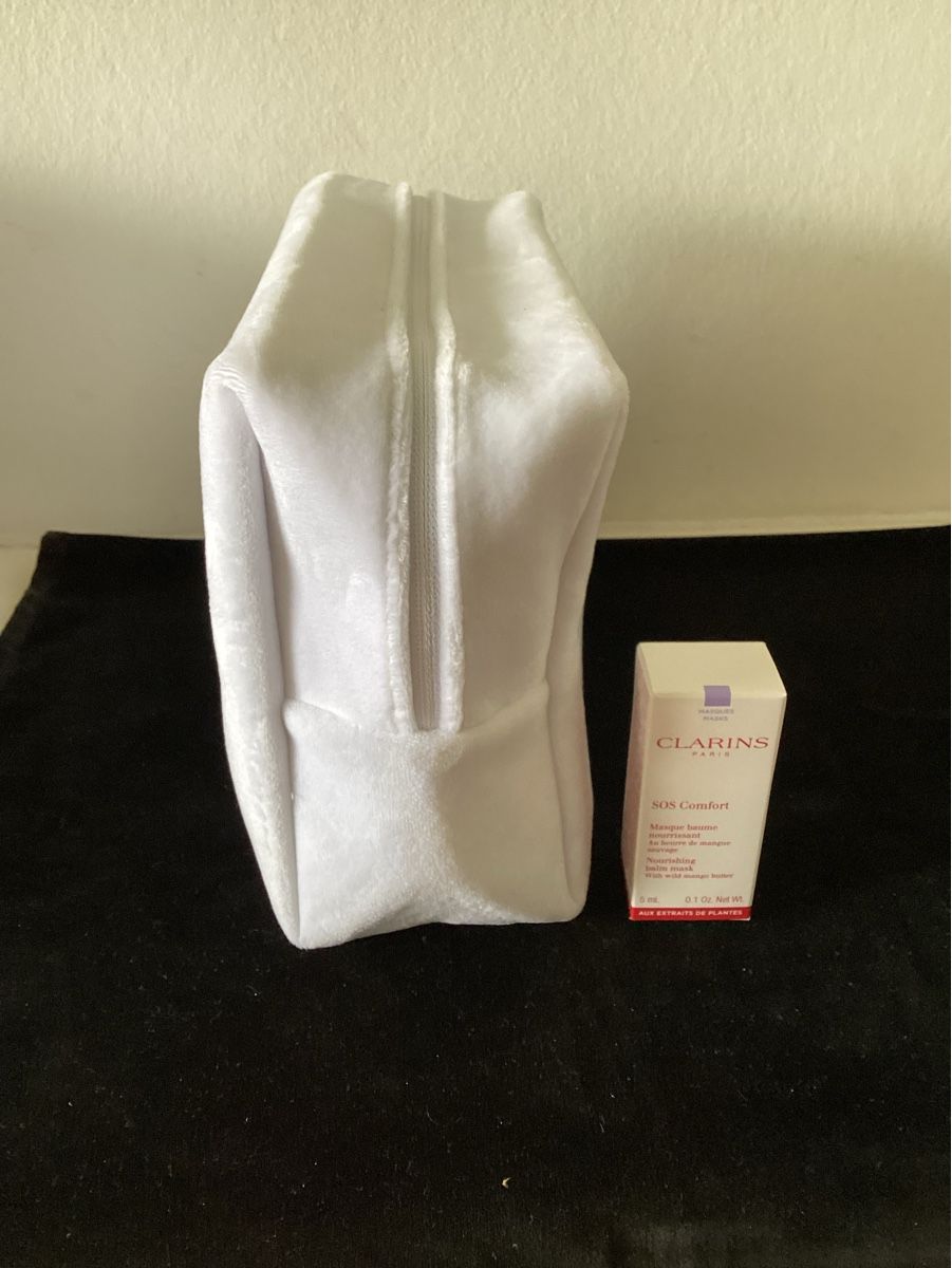Clarins Custodie per cosmetici: Clarins, Kulturtasche mit Luxusprobe – Nuovo e nell'imballaggio originale da Salenstein venduto da Esprit57 1